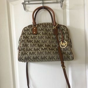 Authentic Michael Kors Monogram Purse